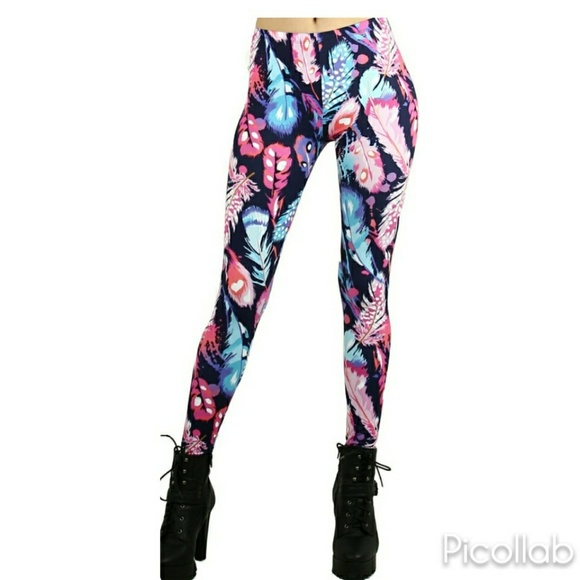 ❣Boho Feather Leggings - Picture 4 of 7